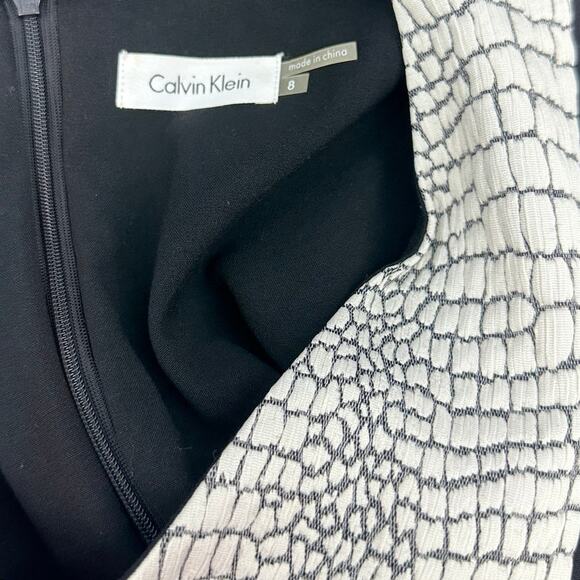Calvin Klein Colorblock Snakeskin Sheath Dress Black White Women's Size 8 - Picture 6 of 6